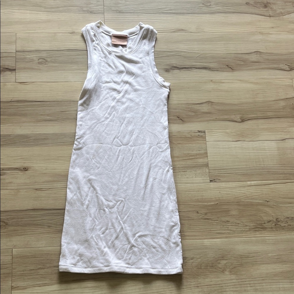 Chic White Sleeveless Midi Dress